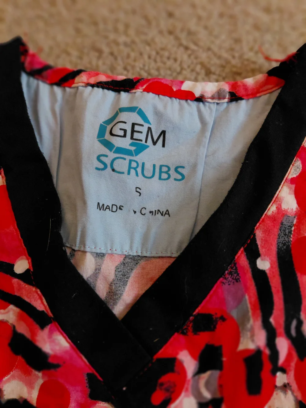 Gem Scrubs Red, White and Black Printed V-Neck Medical Scrub Top - Picture 3 of 3